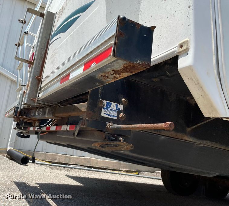 image for item LY9614 1997 Nu Wa Hitchhiker II  camper