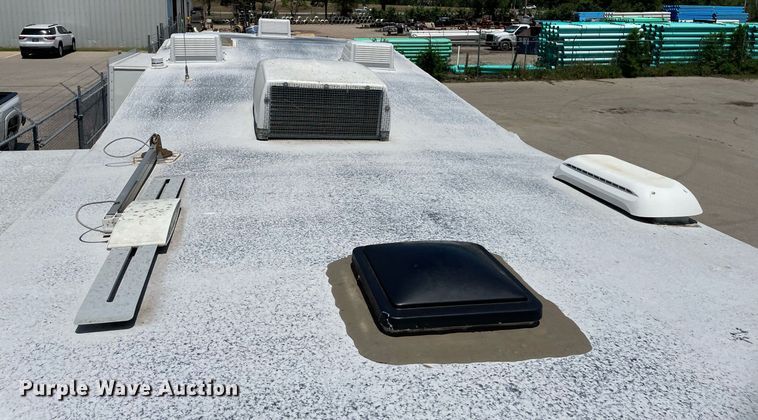 image for item LY9614 1997 Nu Wa Hitchhiker II  camper