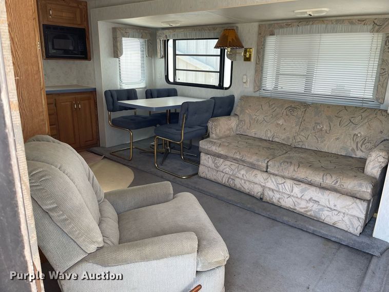 image for item LY9614 1997 Nu Wa Hitchhiker II  camper