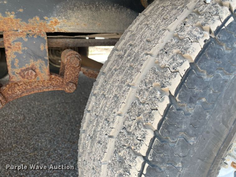 image for item LY9614 1997 Nu Wa Hitchhiker II  camper