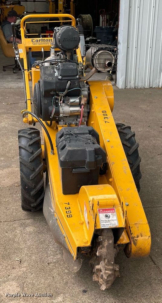 image for item LY9673 2018 Carlton SP2000  stump grinder