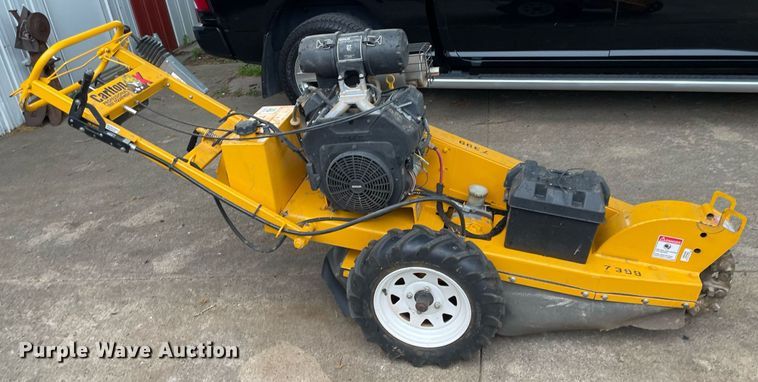 image for item LY9673 2018 Carlton SP2000  stump grinder