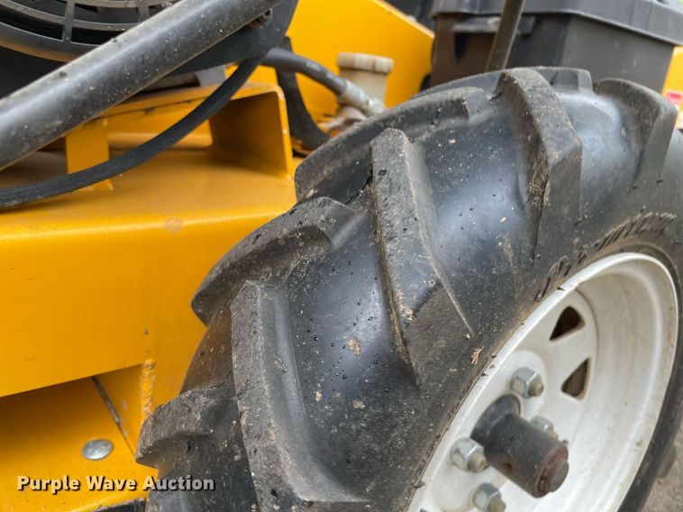 image for item LY9673 2018 Carlton SP2000  stump grinder