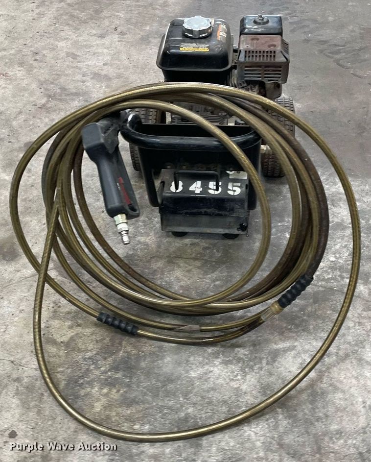 image for item LY9676 Mi-T-M The Job Pro  pressure washer