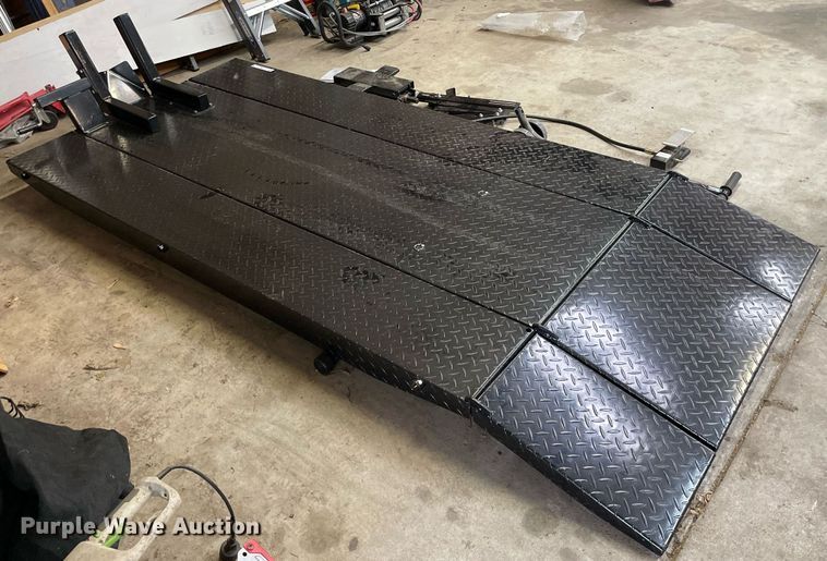 image for item LY9677 Direct-Lift  motorcycle lift