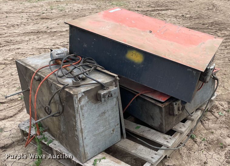 image for item LY9690 (3) parts washers