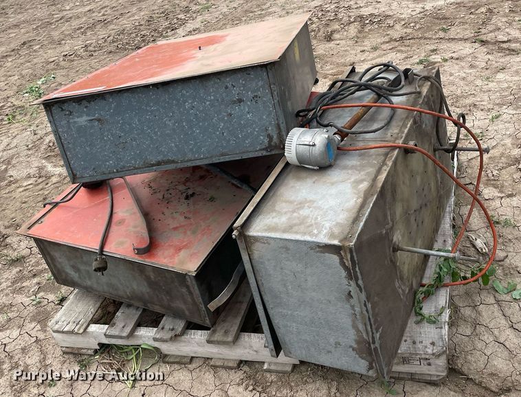 image for item LY9690 (3) parts washers