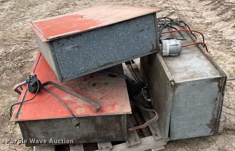 image for item LY9690 (3) parts washers