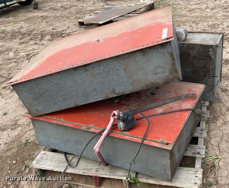 image for item LY9690 (3) parts washers