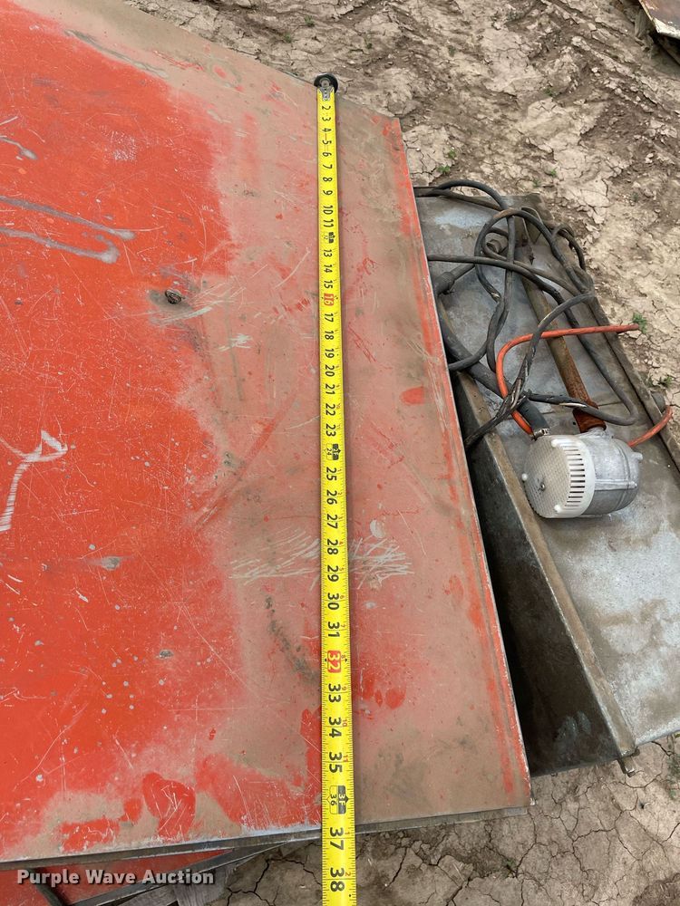 image for item LY9690 (3) parts washers