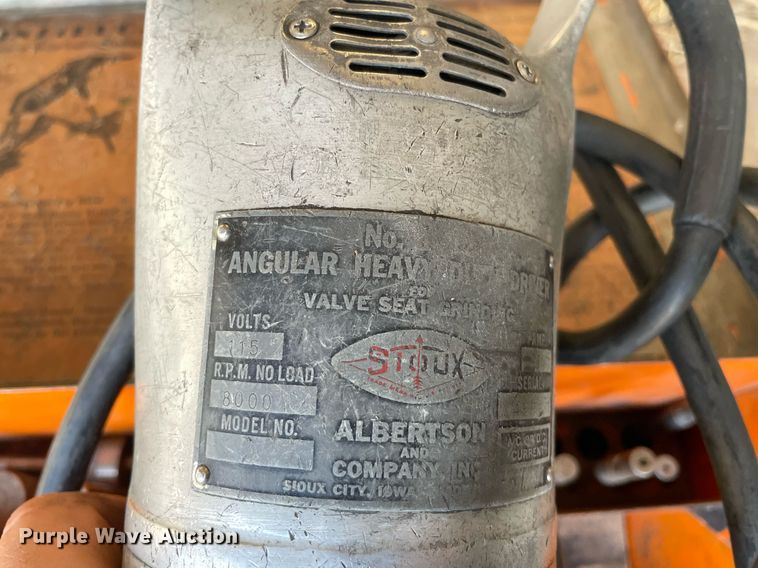 image for item LY9694 Sioux 645  valve grinder