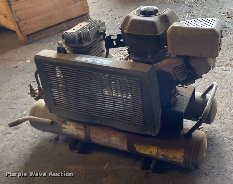 image for item LY9696 DeVilbiss SDS5G8D  air compressor