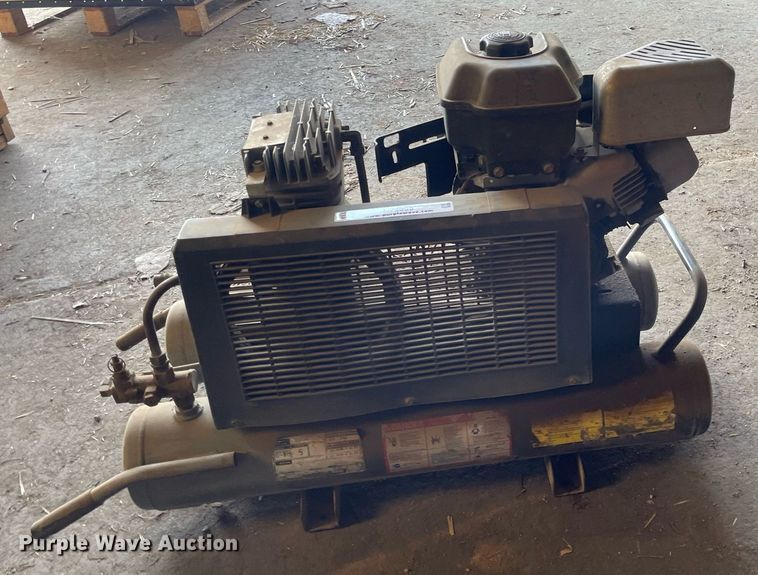 image for item LY9696 DeVilbiss SDS5G8D  air compressor