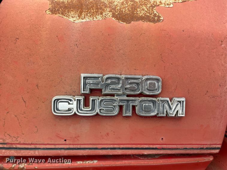 image for item LY9714 1979 Ford F250  flatbed pickup truck