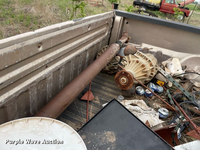 image for item LY9717 1999 Ford F250 Super Duty  pickup truck