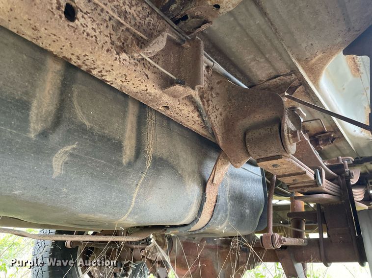 image for item LY9717 1999 Ford F250 Super Duty  pickup truck