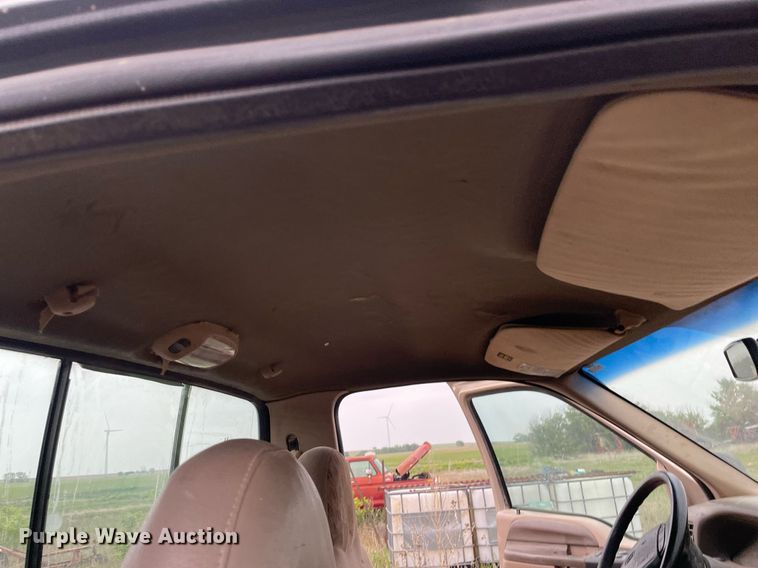 image for item LY9717 1999 Ford F250 Super Duty  pickup truck