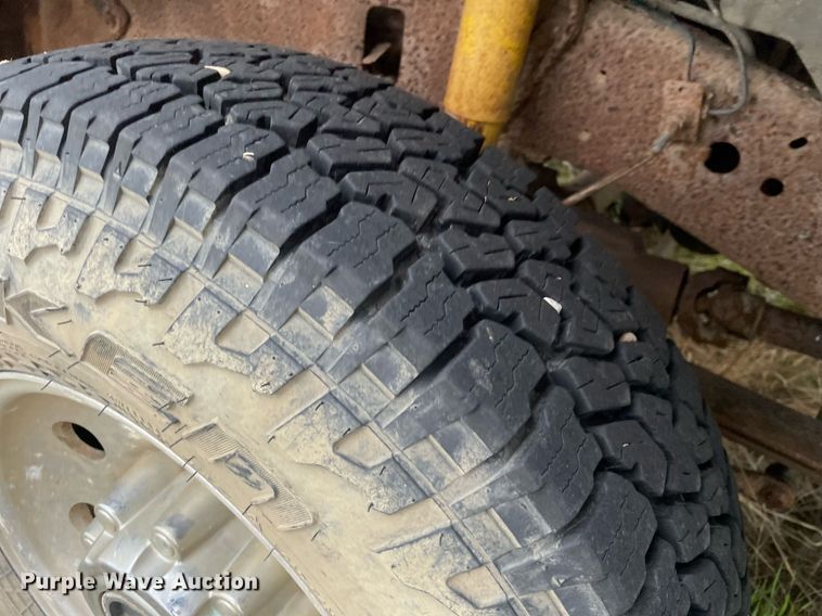 image for item LY9717 1999 Ford F250 Super Duty  pickup truck