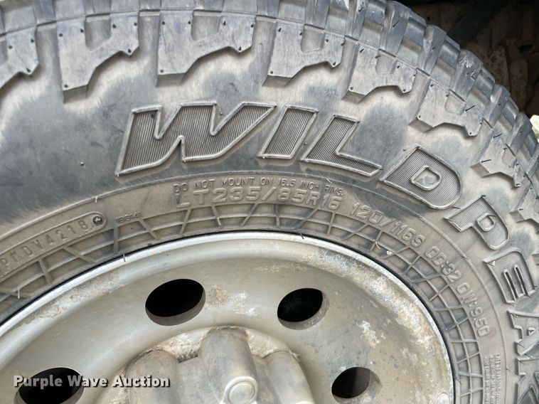 image for item LY9717 1999 Ford F250 Super Duty  pickup truck