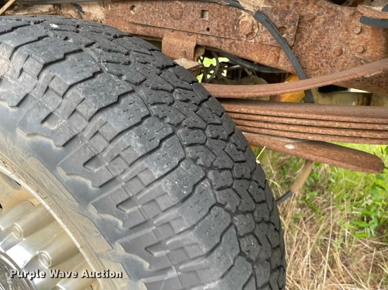 image for item LY9717 1999 Ford F250 Super Duty  pickup truck