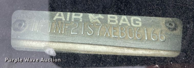 image for item LY9717 1999 Ford F250 Super Duty  pickup truck