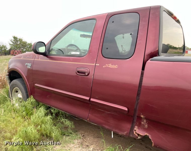 image for item LY9725 1999 Ford F150  SuperCab pickup truck