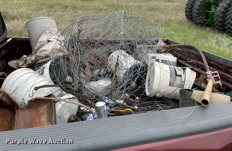 image for item LY9725 1999 Ford F150  SuperCab pickup truck