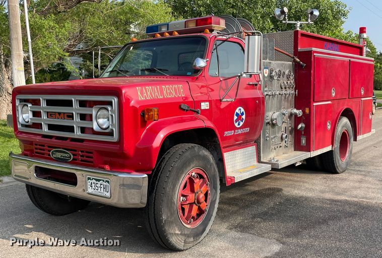 image for item LY9727 1985 GMC C7000  pumper fire truck