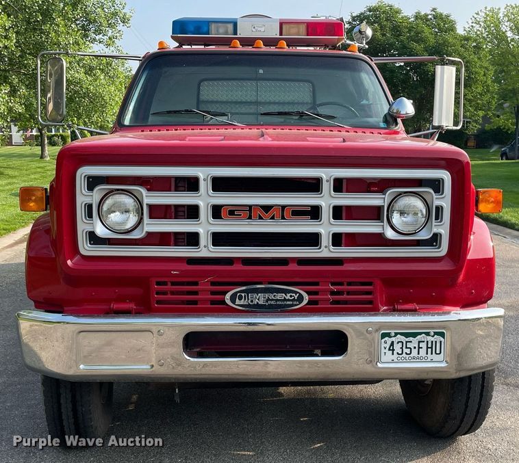 image for item LY9727 1985 GMC C7000  pumper fire truck