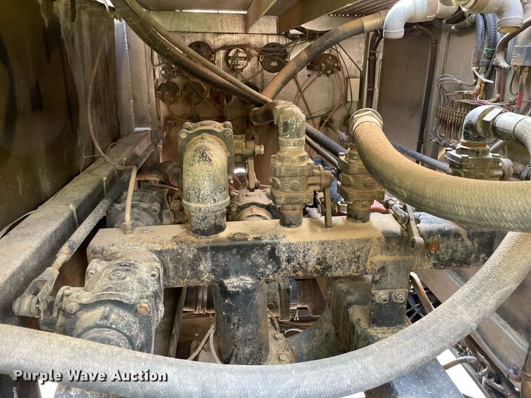 image for item LY9727 1985 GMC C7000  pumper fire truck