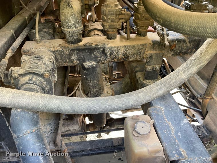 image for item LY9727 1985 GMC C7000  pumper fire truck