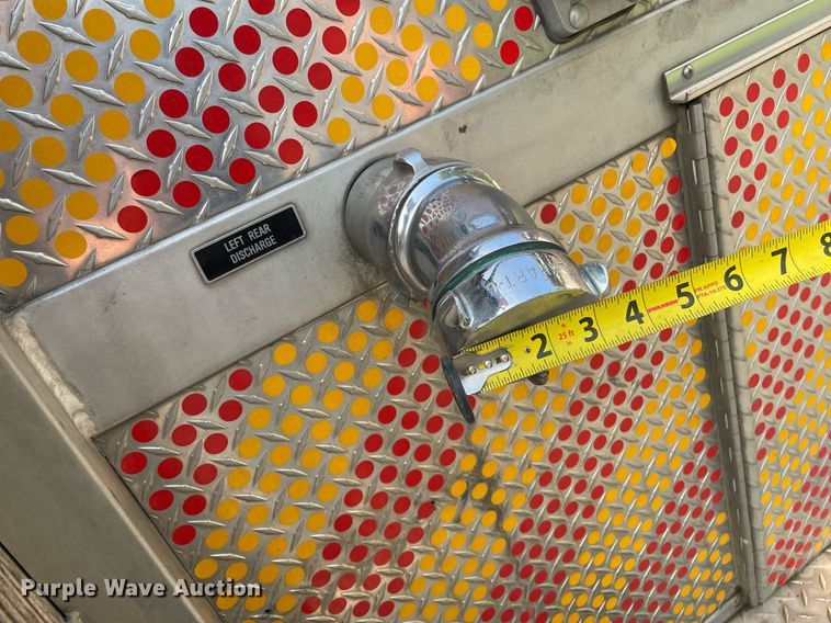 image for item LY9727 1985 GMC C7000  pumper fire truck