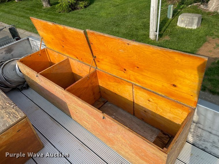 image for item LY9727 1985 GMC C7000  pumper fire truck