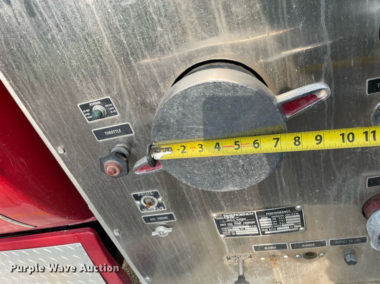 image for item LY9727 1985 GMC C7000  pumper fire truck