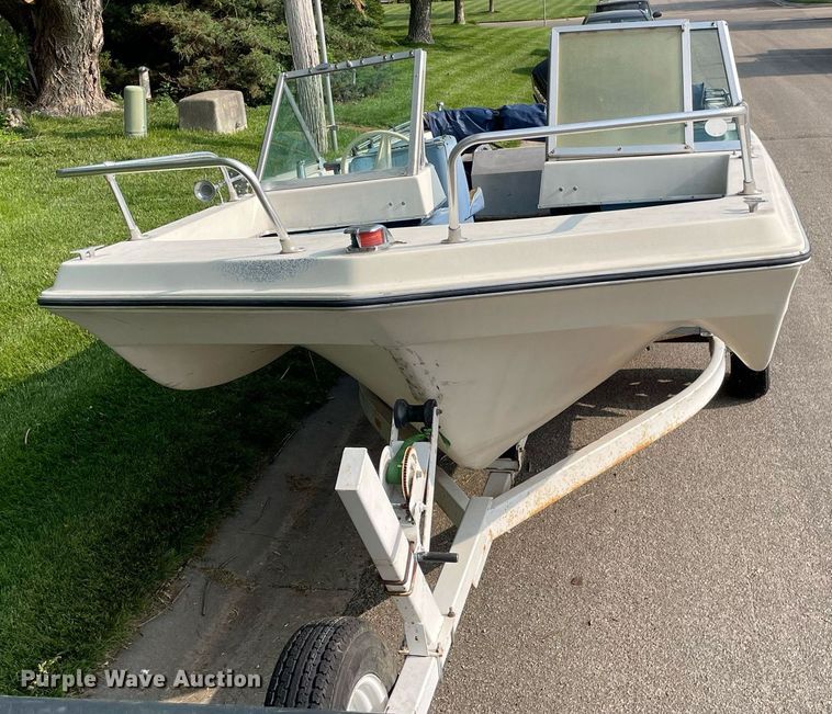 image for item LY9729 Glassmaster  boat