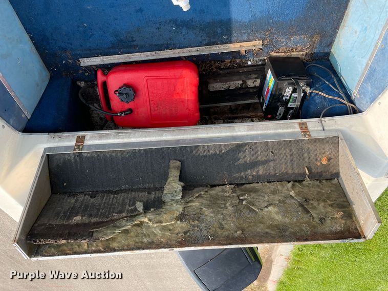 image for item LY9729 Glassmaster  boat