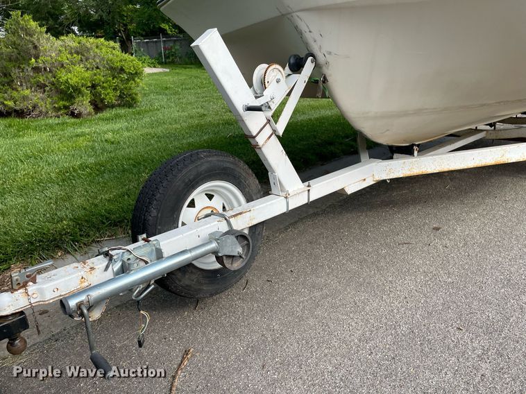 image for item LY9729 Glassmaster  boat