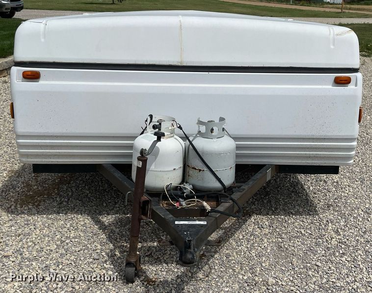 1999 Coleman Fleetwood Santa Fe popup camper in Marquette, KS Item ME9803 sold Purple Wave