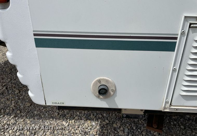 1999 Coleman Fleetwood Santa Fe popup camper in Marquette, KS Item ME9803 for sale Purple Wave