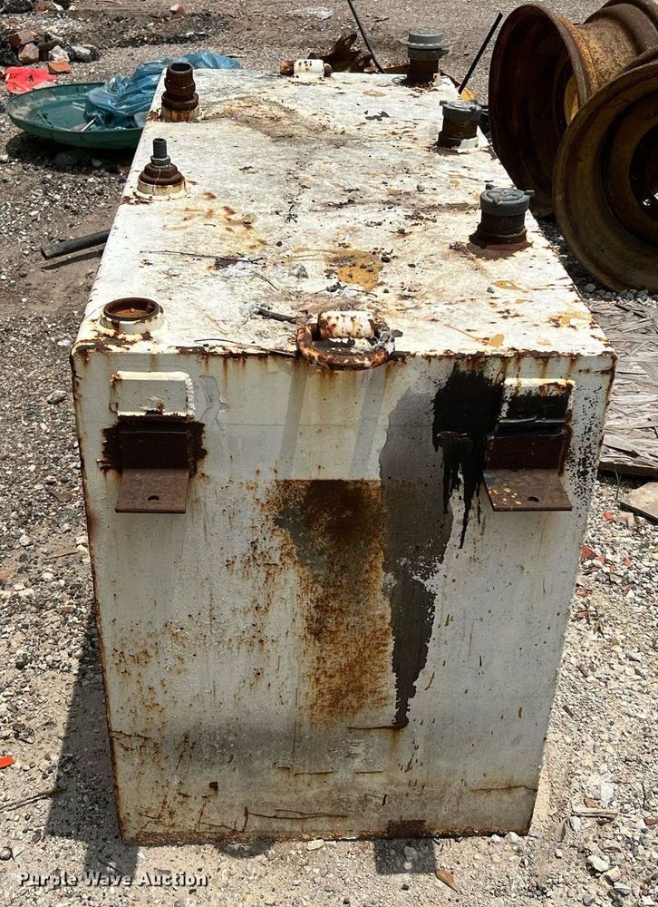 image for item MG9000 Auxiliary fuel tank