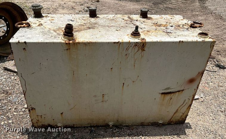 image for item MG9000 Auxiliary fuel tank