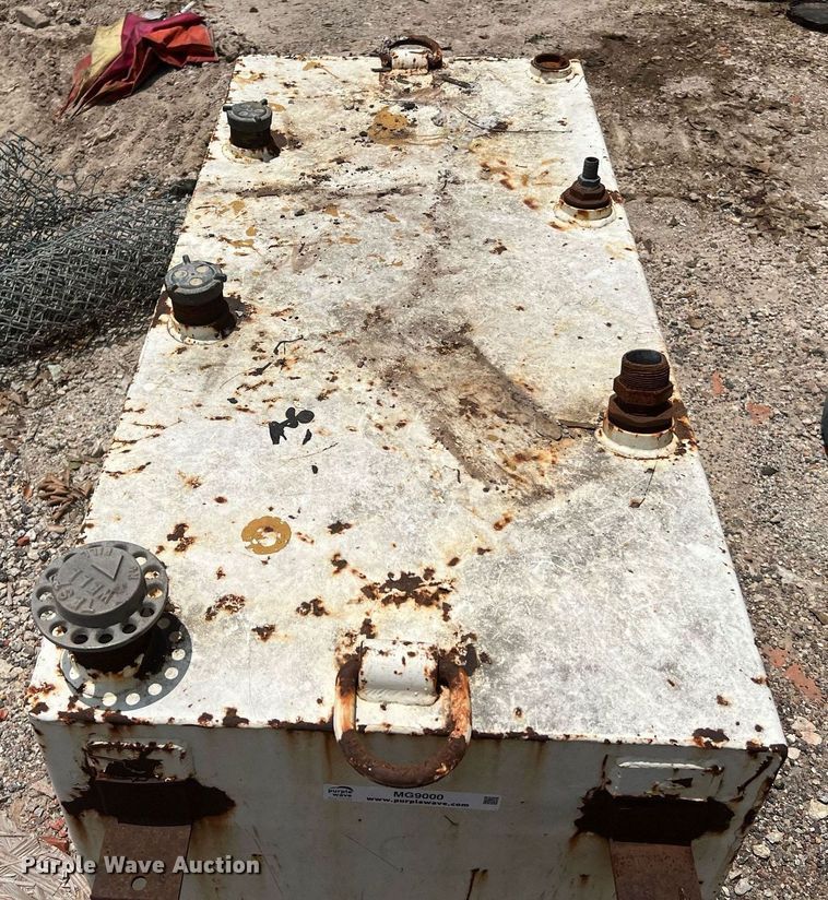 image for item MG9000 Auxiliary fuel tank