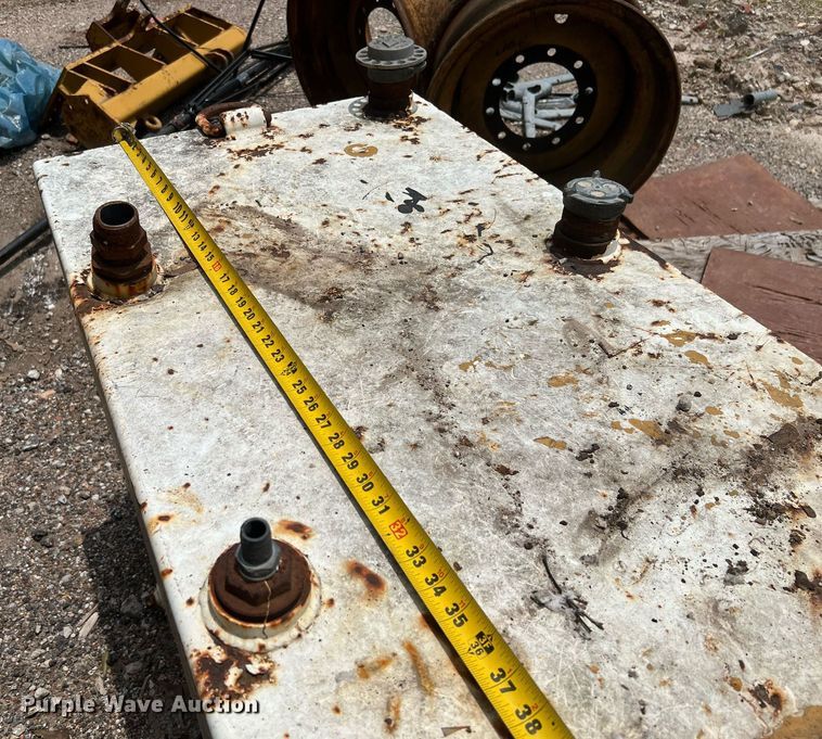 image for item MG9000 Auxiliary fuel tank