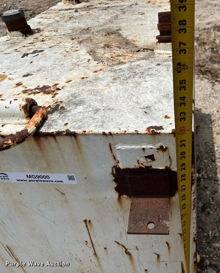 image for item MG9000 Auxiliary fuel tank