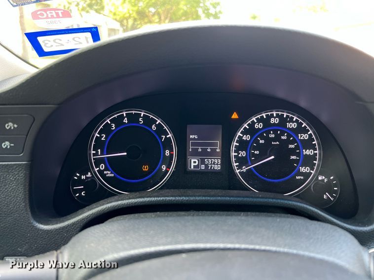 image for item MG9007 2014 Infiniti Q60  convertible