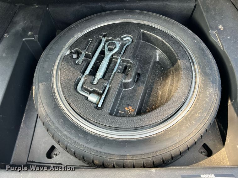 image for item MG9007 2014 Infiniti Q60  convertible