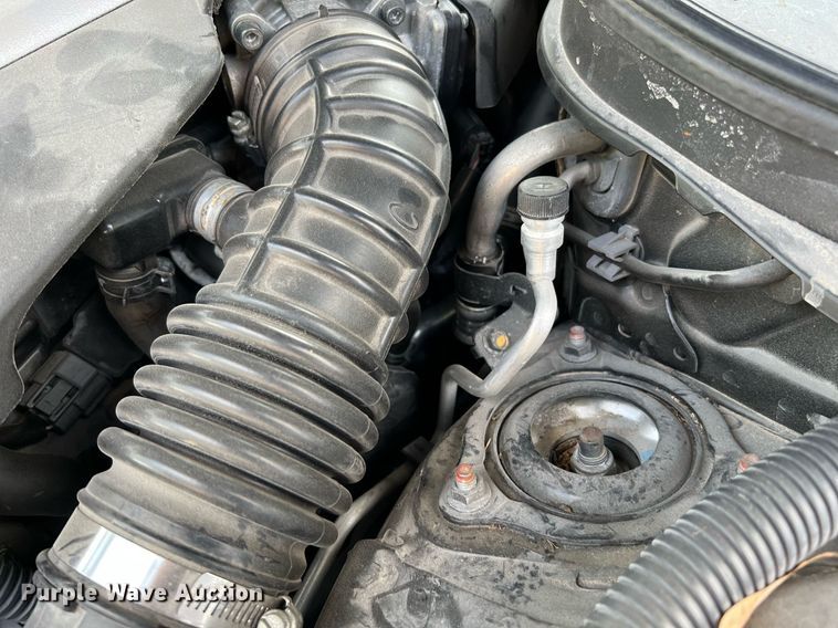 image for item MG9007 2014 Infiniti Q60  convertible