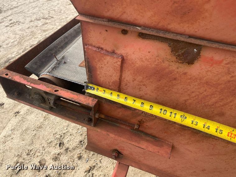 image for item MG9905 Oan-PaK  conveyor