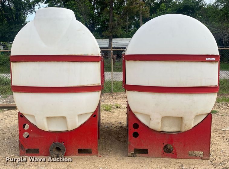 image for item MG9906 (2) poly tanks