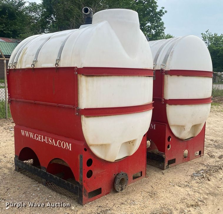 image for item MG9906 (2) poly tanks